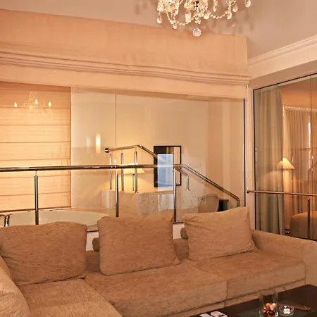 Uliss Hotel 3*